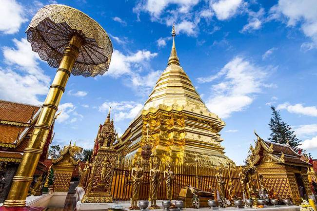 Wat Phrathat Doi Suthep - Ngôi chùa đẹp nhất Chiang Mai