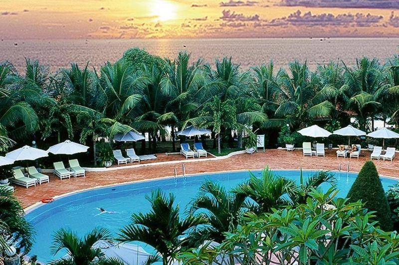 Khung cảnh tuyệt đẹp và thơ mộng được chụp từ trên cao của Sài Gòn Phú Quốc Resort & Spa khá gần chợ đêm 